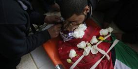 الشهيد حسين أبو غوش من مخيم قلنديا خلال وداعه في مجمع فلسطين الطبي في رام الله‎