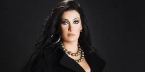 غادة عبد الرازق تتقدم ببلاغ ضد منتحل شخصيتها على "الفيس بوك"