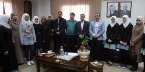 قلقيلية: المحافظ يلتقى وفداً من مؤسسة انجاز