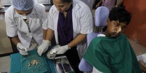 اقتلاع 232 سنا من فم صبي هندي