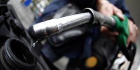 قوة الدولار تضغط على النفط وبرنت دون 50 دولارا