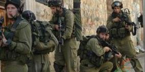 قوات الاحتلال تعتقل أربعة مواطنين في نابلس