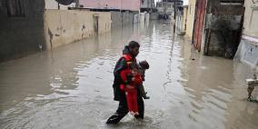 صور: وفاة شاب وانهيار عدد من الأنفاق برفح