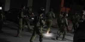 اعتقال 6 شبان وإصابة آخر في مخيمي الأمعري وقدورة