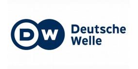 منشور على الفيسبوك يتسبب في إنهاء تعاقد أحد العاملين في DW
