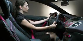 مقعد سيارة ذكي يتكيف آليا مع الراكب