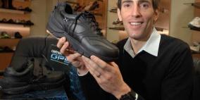 حذاء إلكتروني متصل بجوجل يحمي مرضى الزهايمر من الضياع