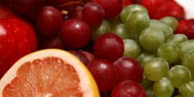 لا تتناول الفواكه وانت تدخن !