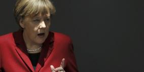 ميركل تنتقد أداء منظمة الصحة في مواجهة فيروس إيبولا