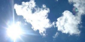 الطقس: أجواء حارة وجافة