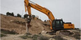 الاحتلال يجرف أراضي في حلحول لإنشاء مستوطنة جديدة