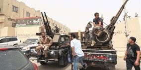 السلطات الليبية تغلق محطتي تلفزيون بعد سيطرة مسلحين عليهما