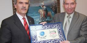 اتفاقية توأمة بين بلديتي الخليل وبورصا التركية