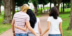 هل صحيح أن خيانة الرجل لزوجته أمر طبيعي؟