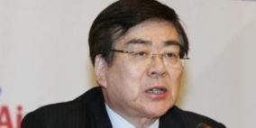 لم تعجبها طريقة تقديم المكسرات فعطلت الرحلة