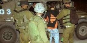 قوات الاحتلال تعتقل فتى من القدس القديمة