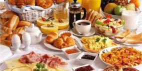 الإفراط في الطعام بعد رمضان يسبب عوارض صحية عدة