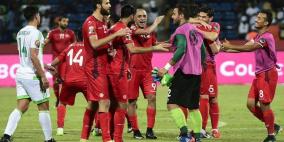 تونس تبحث عن نقطة للعبور