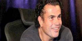 عمرو دياب يرفض الغناء مجاناً لحمادة هلال