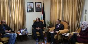 وزير التربية يؤكد دعم طلبة متلازمة داون