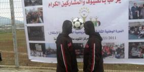 توأما متلازمة داون يحصدان الميداليات الذهبية ولا مؤسسات ترعاهما