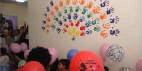 طلبة بيرزيت يرسمون الابتسامة لأطفال قرية "برهام"