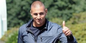 وكيل بنزيمة يُغلق الباب في وجه اليونايتد