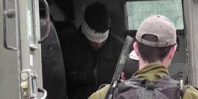 قوات الاحتلال تعتقل مواطنا من دير سامت جنوب الخليل