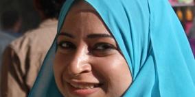 تشييع جثمان صحفية مصرية قتلت أثناء تغطيتها فض مسيرة لمؤيدي مرسي