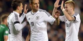 الماكينات الألمانية تسحق الأيرلنديين على أرضهم