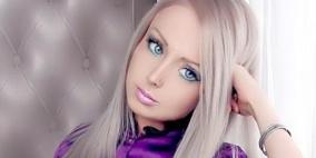 "الباربي الحية".. أوكرانية تعيش على الماء والضوء!