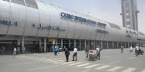 مغادرة 65 مسافرا من مطار القاهرة لعدة دول عقب وصولهم من قطاع غزة