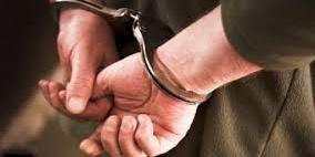 الشرطة تقبض على شخص بتهمة سرقة منزل في نابلس