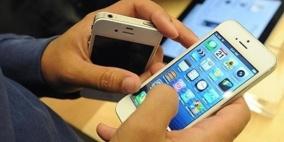 "آيفون" الجديد يتعرف على صاحبه من بصمة اليد