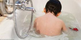 "الحمام الساخن" أحدث صيحة لعلاج التوحد ويجعل الأطفال اجتماعيين