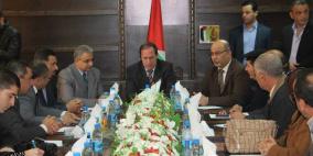 وزير الحكم المحلي ومحافظ طولكرم يفتتحان مبنى البلدية ومركز خدمة الجمهور في علار