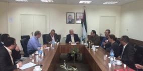 تسليم وزير العمل ملاحظات حول قانون الضمان الاجتماعي
