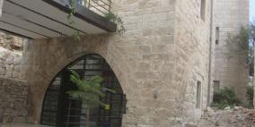 مركز عناتا الثقافي يُرمم مباني تاريخية