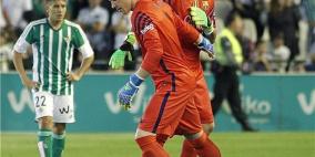 برشلونة يكشف سبب تغيير برافو أمام ريال بيتيس