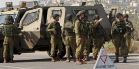 الاحتلال يستولي على مركبة شحن جنوب الخليل