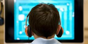 افراط الشباب في استخدام الكمبيوتر يسبب هشاشة العظام لديهم