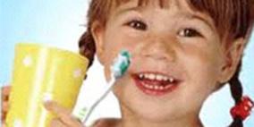 إعطاء الطفل مضادا حيويا للالتهابات فى الصغر يسبب تآكل مينا الأسنان