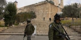 اعتقال خمسيني في القدس وشاب في الخليل