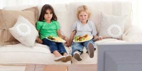 ثلث أطفال فرنسا الأقل من 3 سنوات يتناولون طعامهم أمام التلفزيون