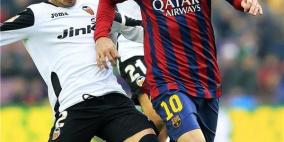 فالنسيا يجرح الكبرياء الكتالوني في الكامب نو ويسقط برشلونة في مباراة مجنونة بالليجا