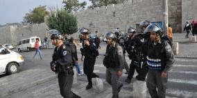 الاحتلال يقضي بالحبس المنزلي المفتوح على أسيرين شقيقين من القدس