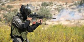 إصابة مصور ومواطن بجروح والعشرات بالاختناق في مسيرة بلعين