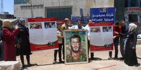 (بالصور) الخليل: تكريم شهداء غزة الناجحين في امتحان الثانوية العامة