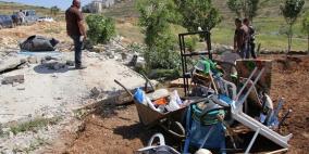 بالصور: قوات الاحتلال تهدم منزلا بمنطقة رافات قضاء القدس