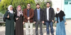 طلبة من كلية الصيدلة يؤسسون "فريق باحث" وينشرون بحثاً في مجلة عالمية